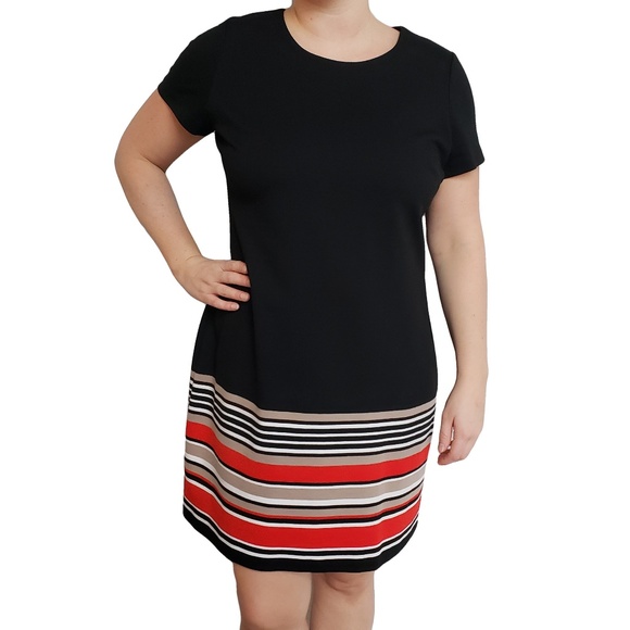 CALVIN KLEIN Black Red & White Short Sleeve 16